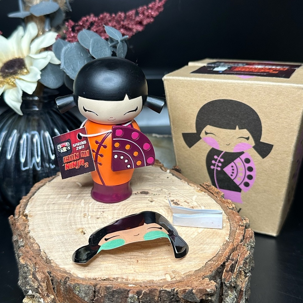 Momiji Message Happy Orange & Pink Doll in Box